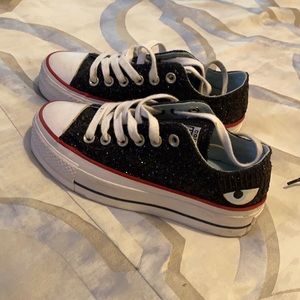 Black sequence platform girls chuck Taylors excl